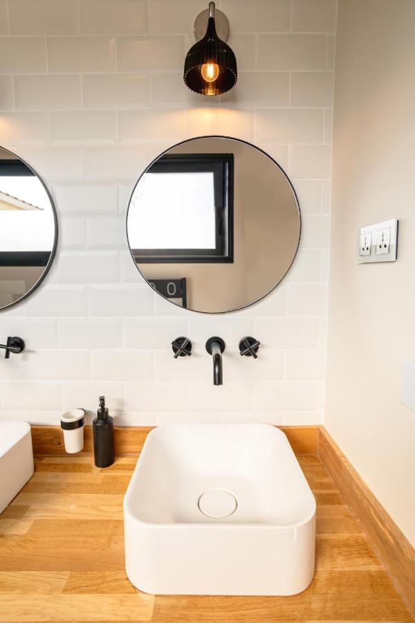 L'Entre Deux-Suite Romantique - Jacuzzi Privatif - Clim Reversible - Wifi Le Somail Екстериор снимка